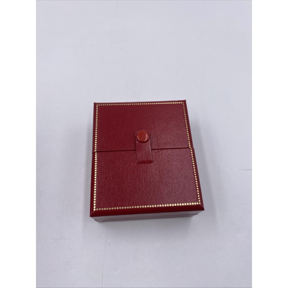 Hollywood Collection Red Jewelry Box Case Fold-Out Snap Closure Gift Display‎